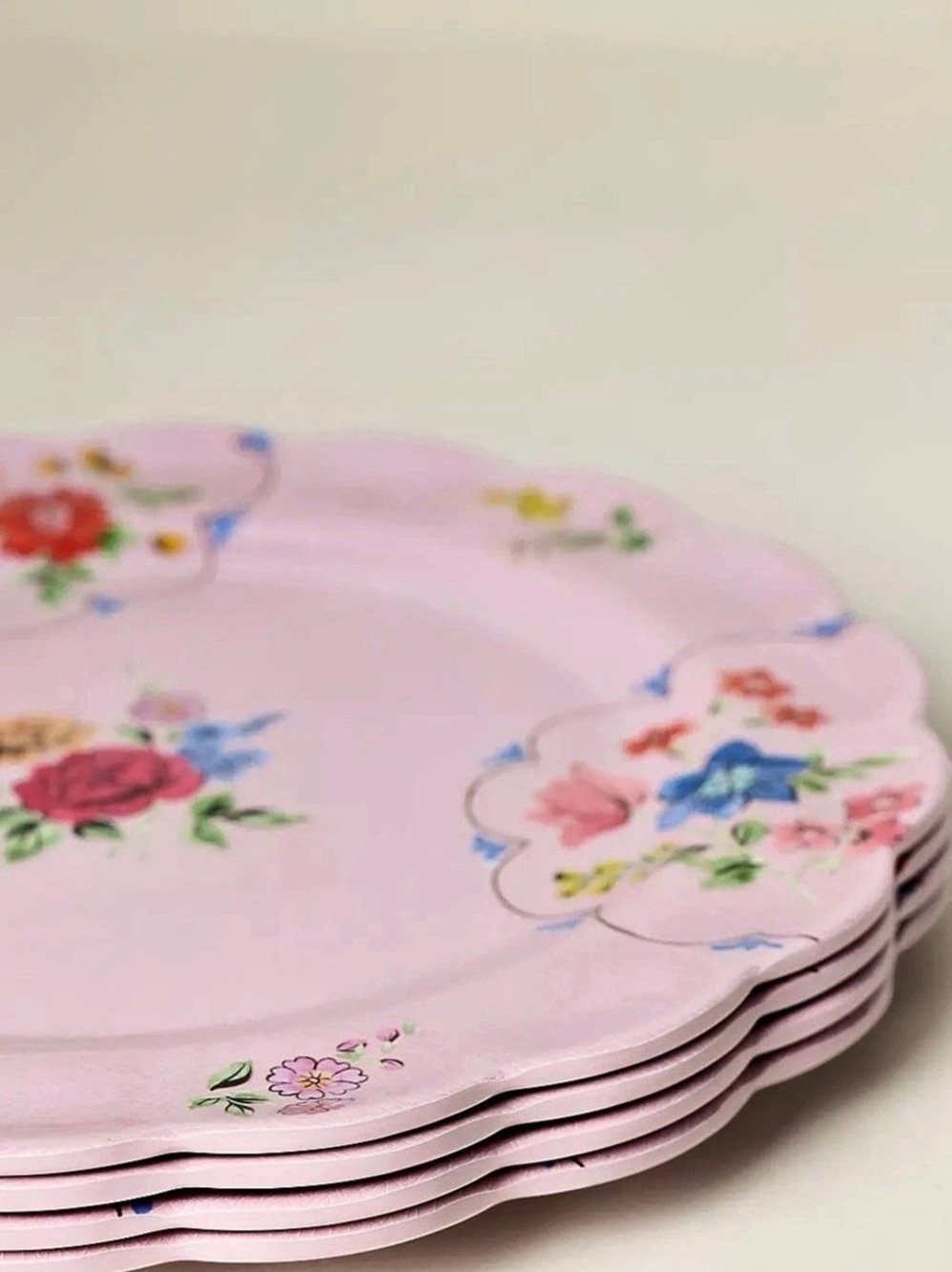 Set of Four Anthropologie Annette Floral Melamine Dinner Plates